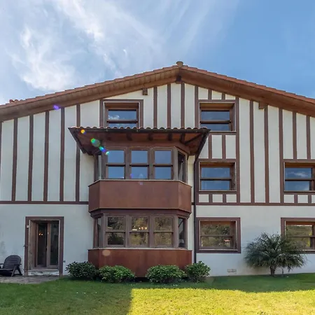 43a Nature With Parking By Aston Lägenhet